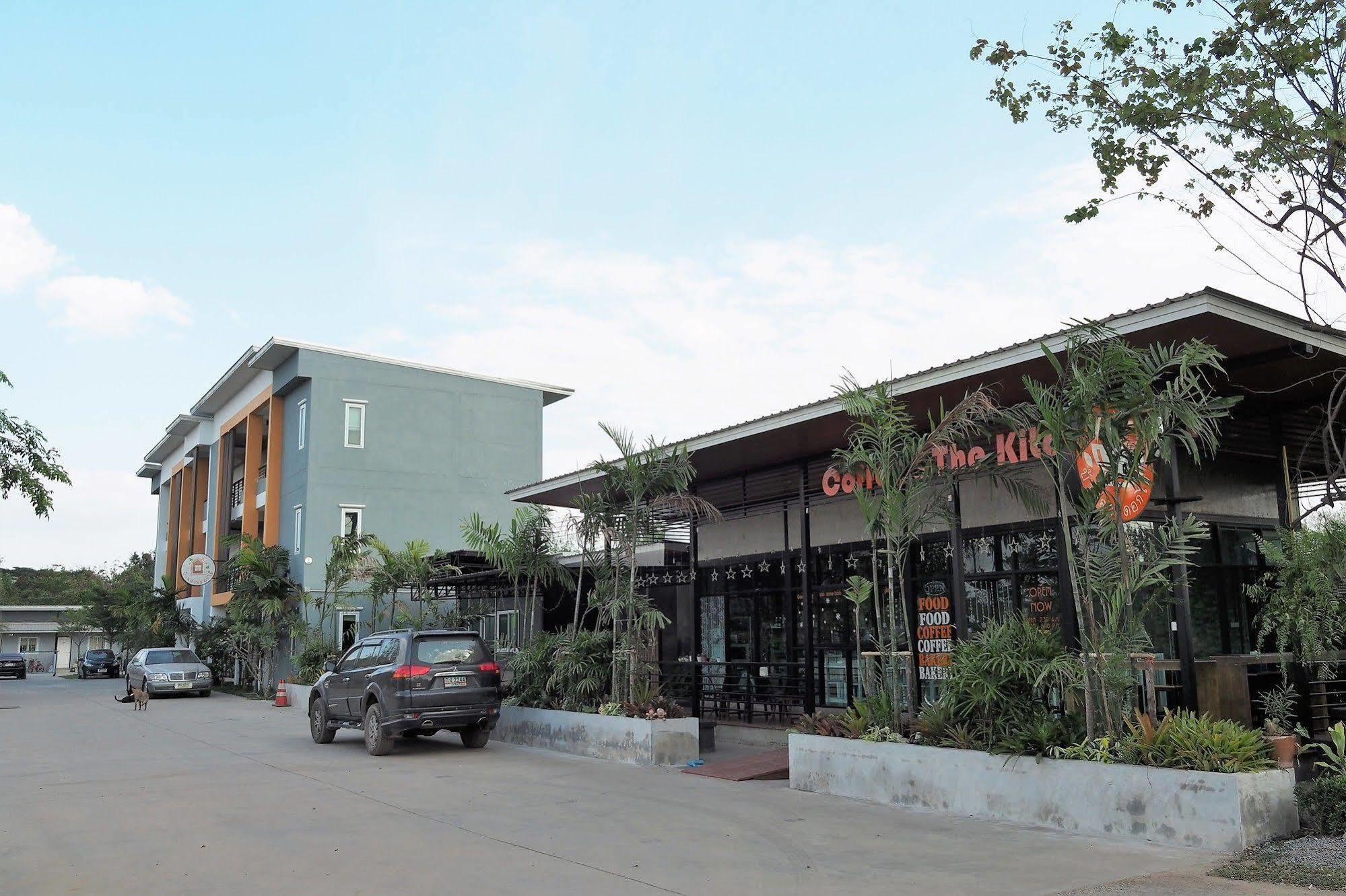 Bansuandokmai Hotel 2*