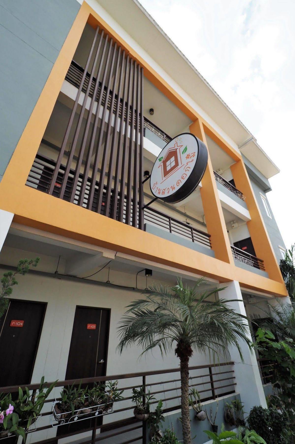 Hotel Bansuandokmai Kabin Buri