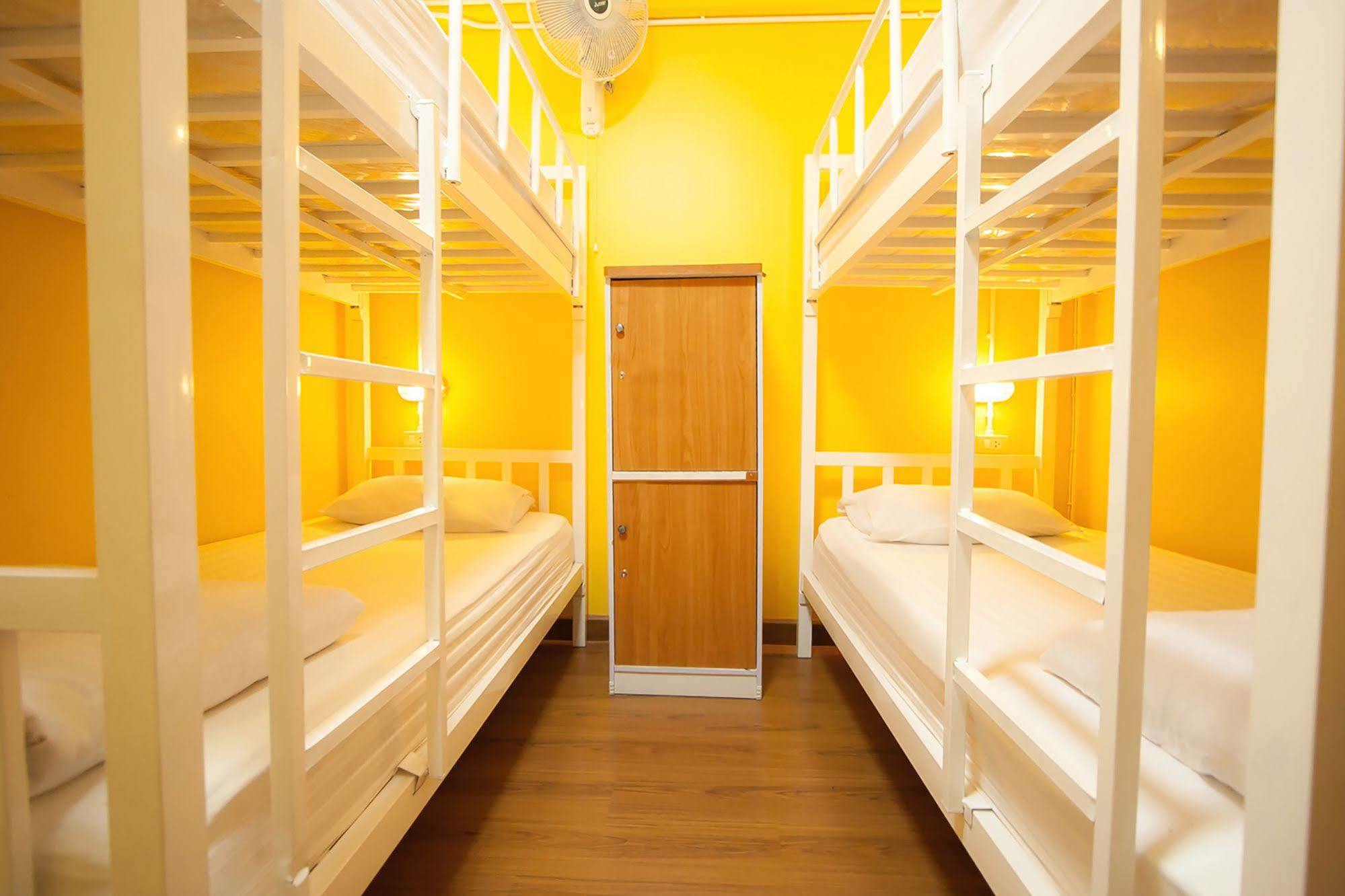 Hostel Thai Thai *