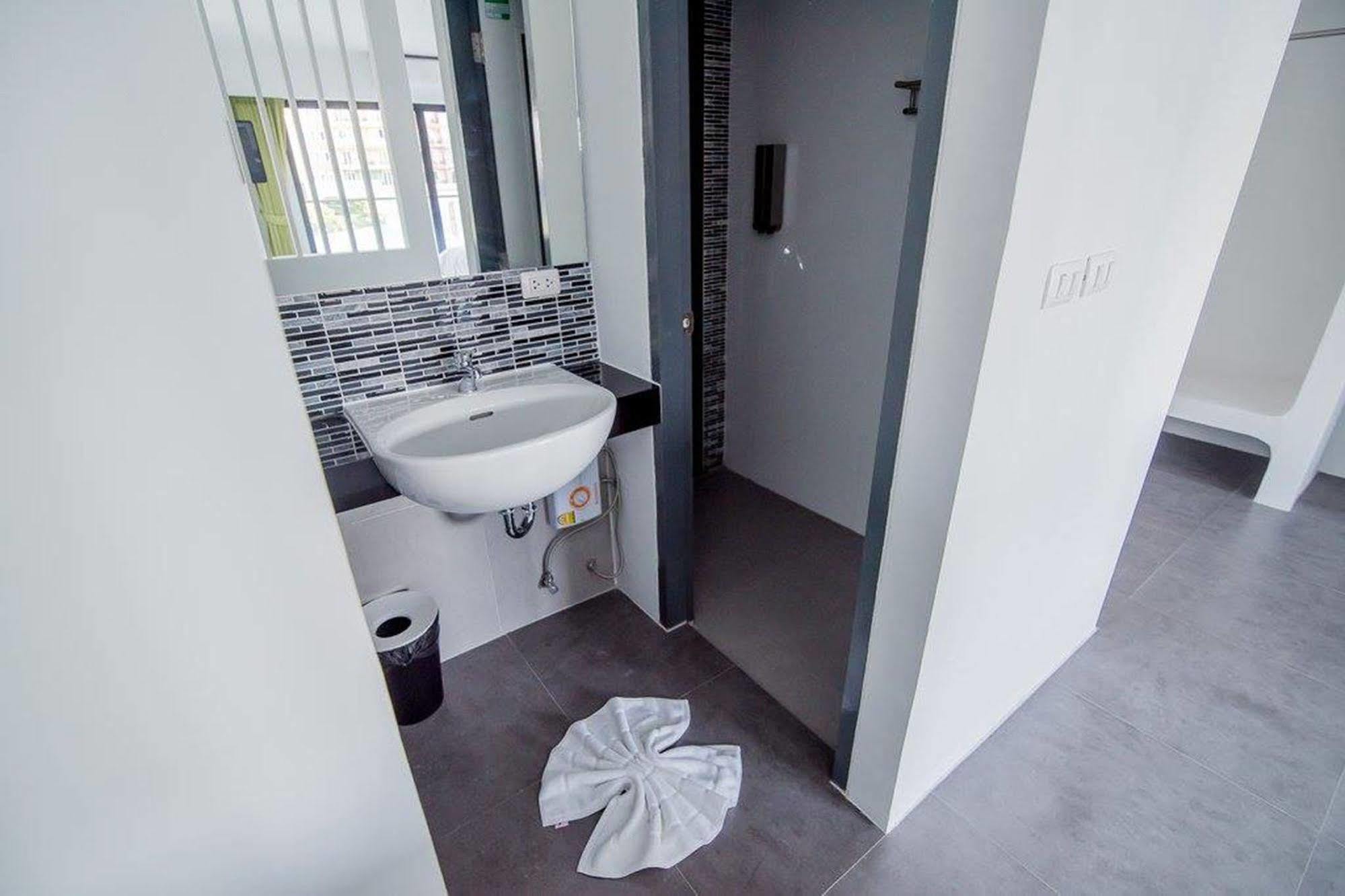 Panitar Haus Hotel Chonburi