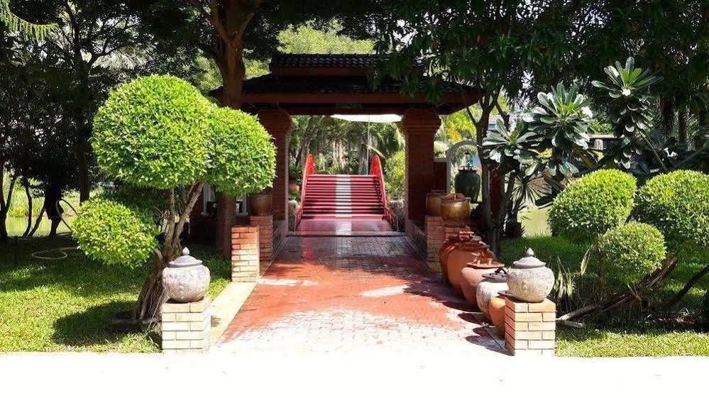 Resort Muaan