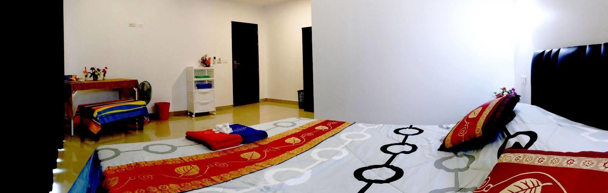 Hotel Sawasdee Phuket 2*