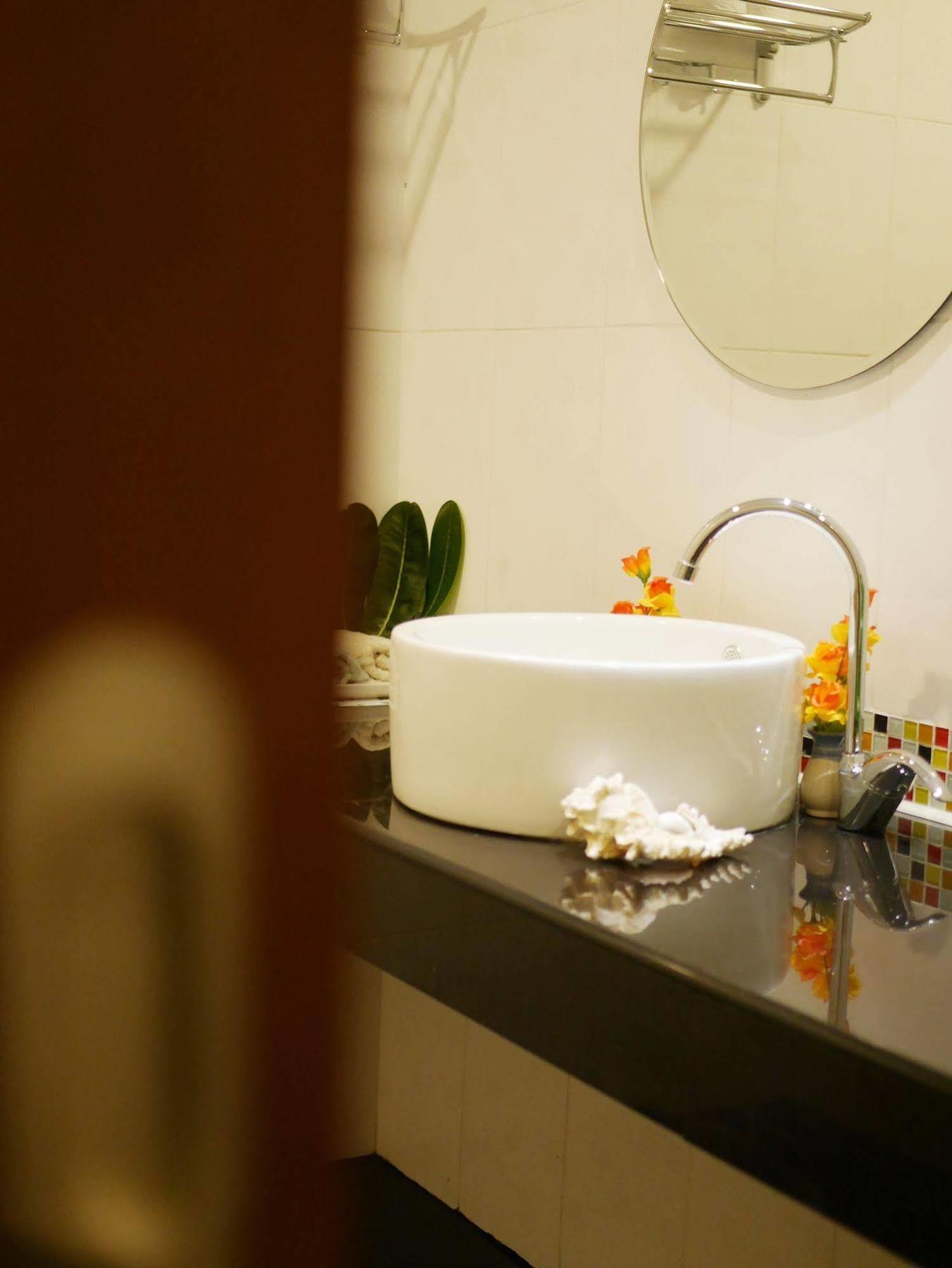 Sawasdee Phuket Hotel 2*