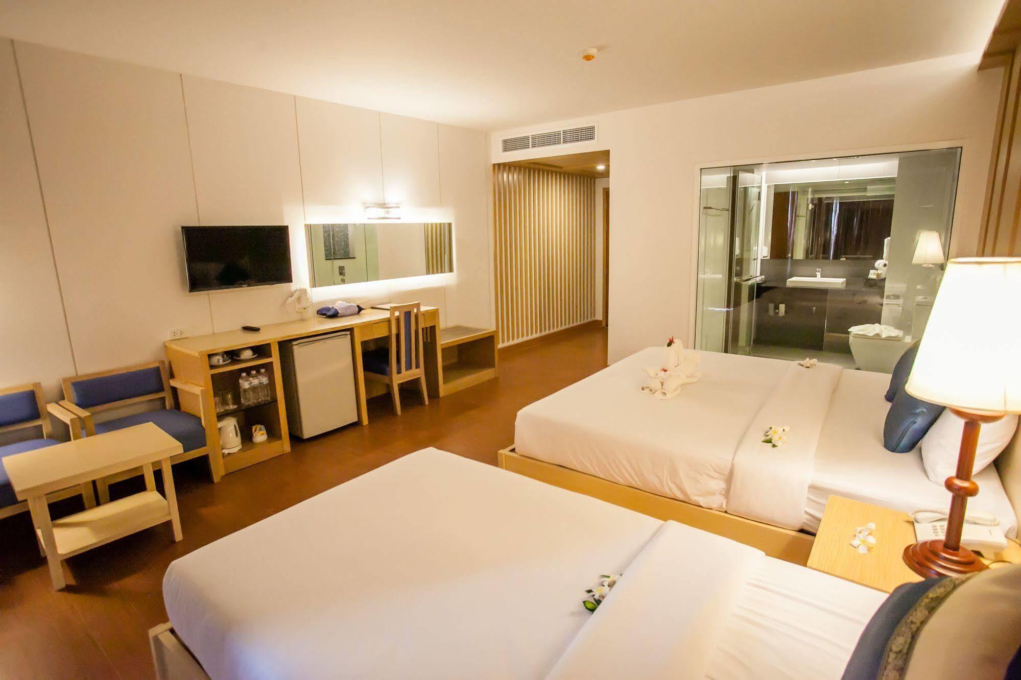 Hotel Harbour View Hotel-sha Extra 4*