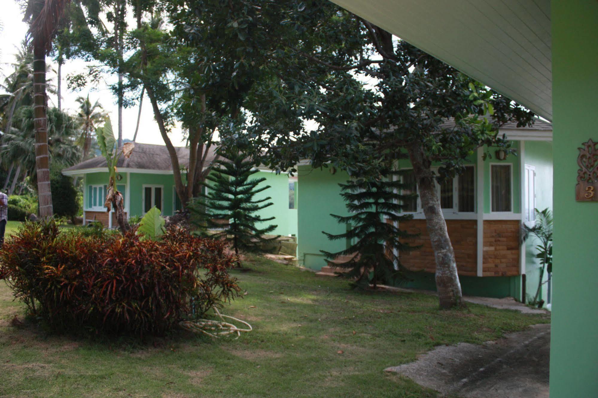 Green Lay Hotel