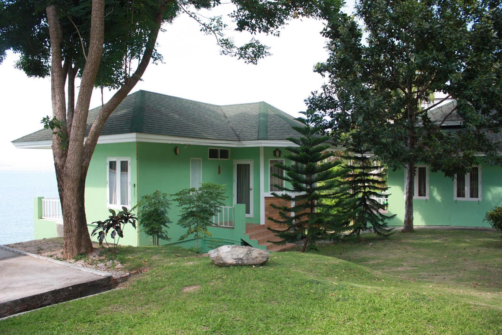 Hotel Green Lay 3*