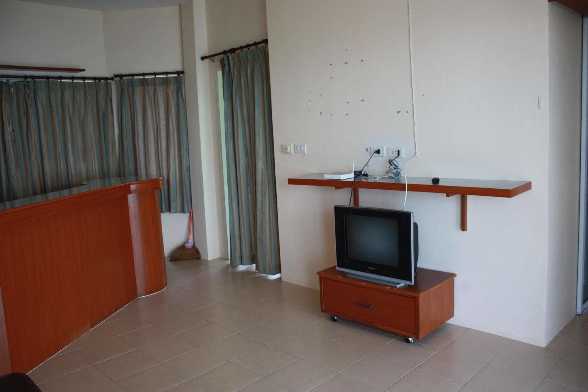 Hotel Green Lay 3*