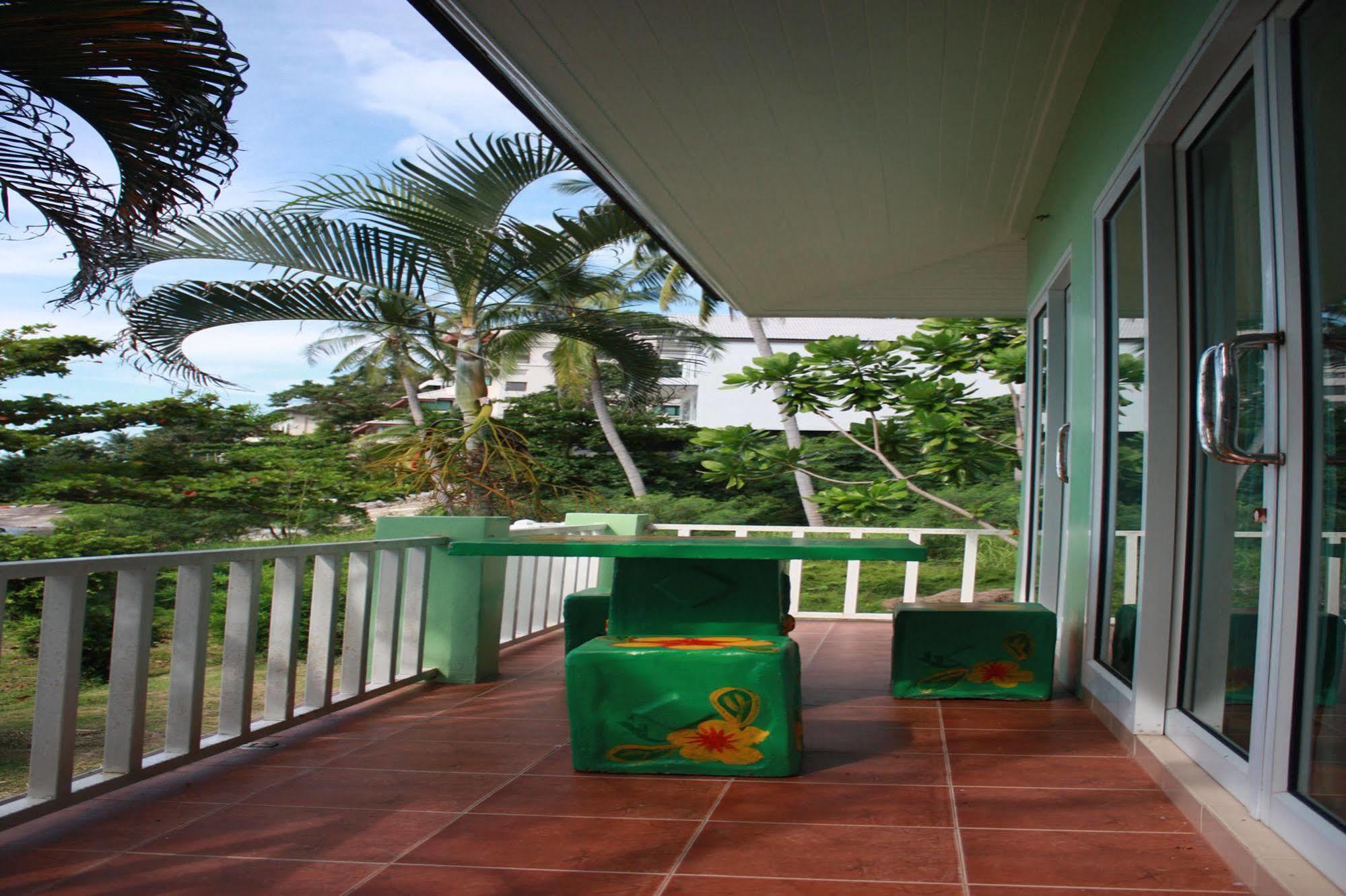 Green Lay Hotel 3*