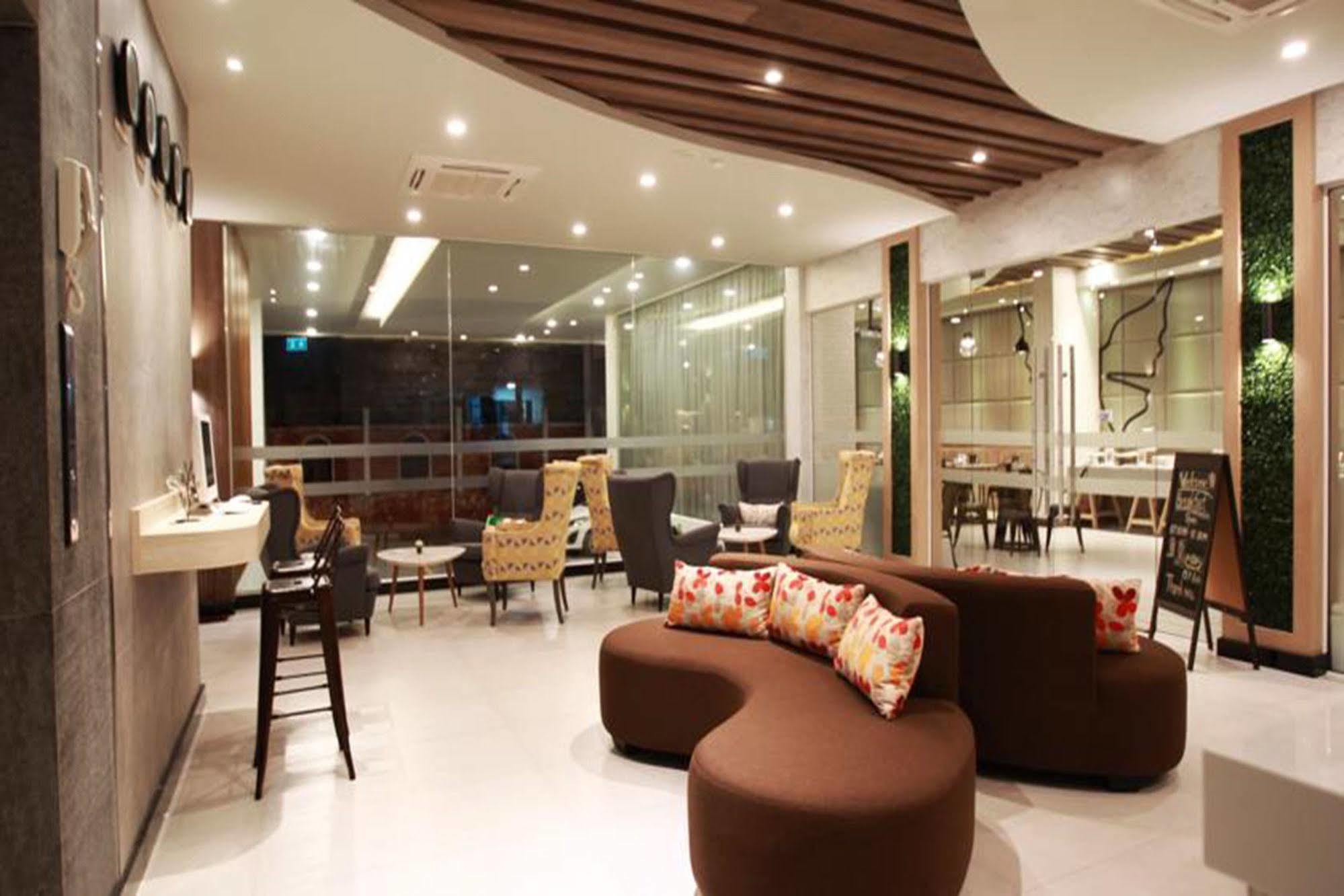 Levana Pattaya Hotel - Sha Extra Plus Hotel Pattaya