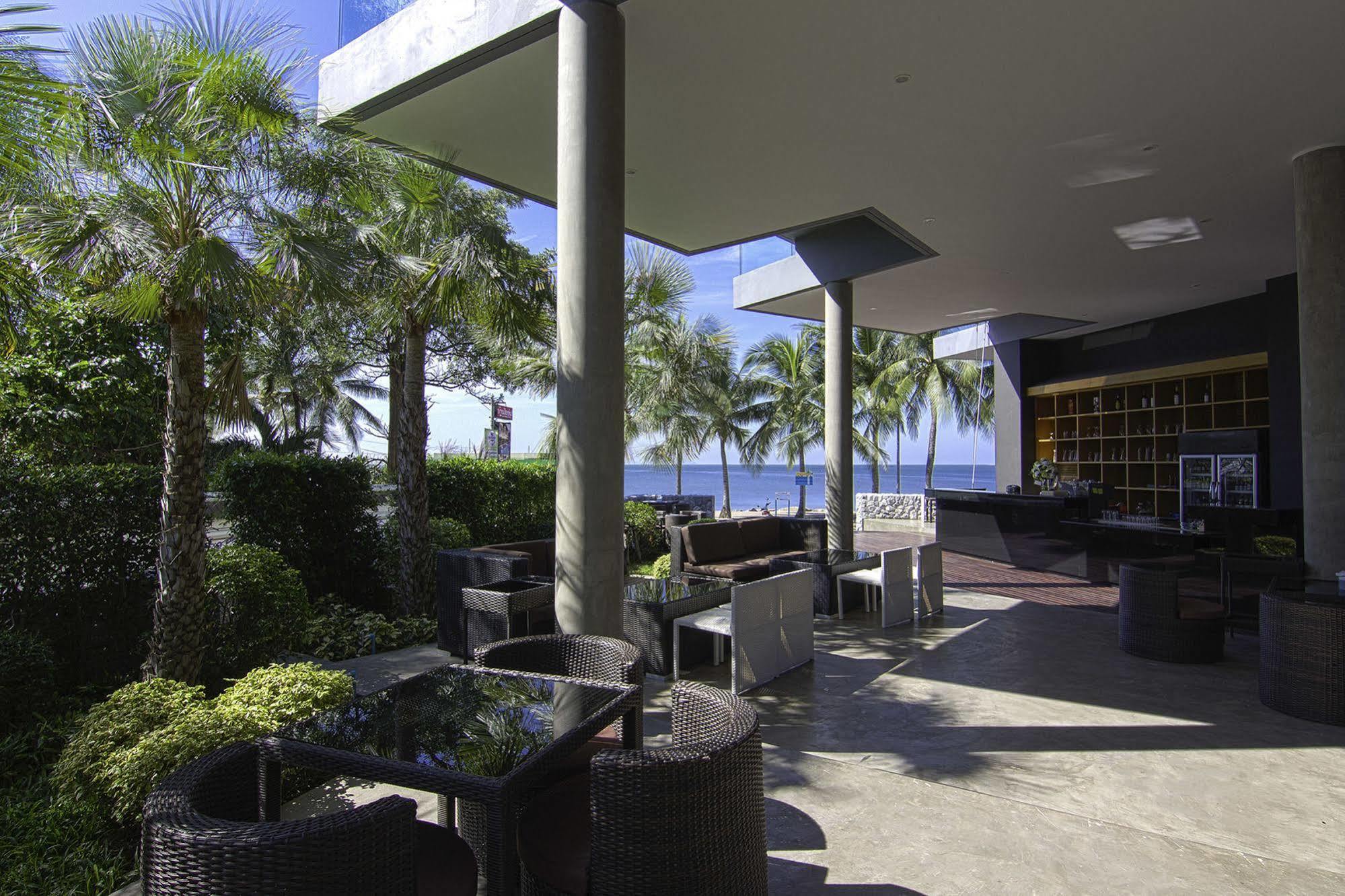 Hotel Kalm 3*