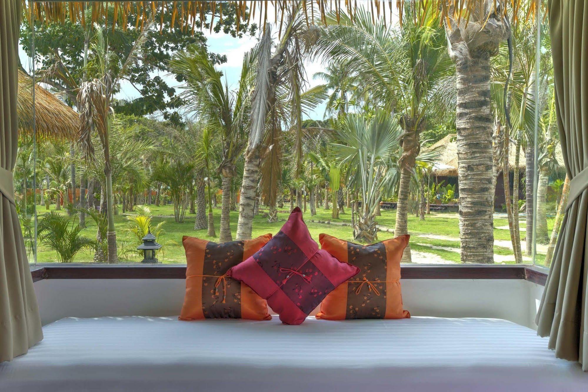 Resort Mali Sunrise 4*