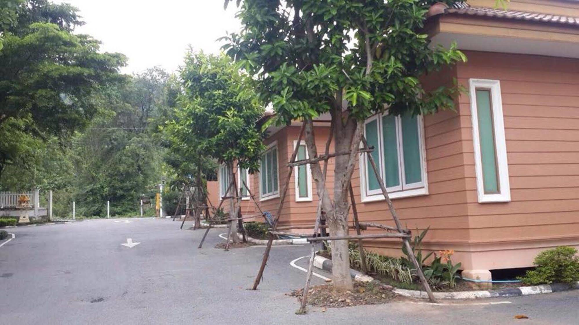 Baandara Hotel Saraburi