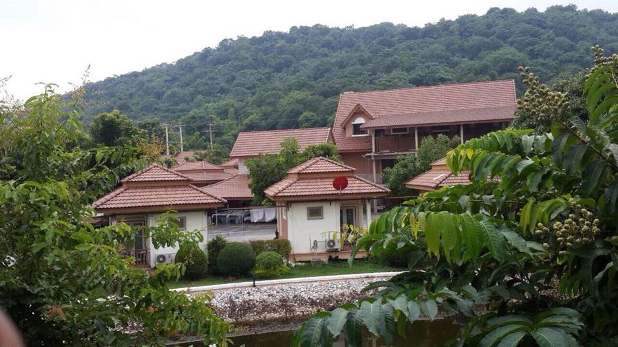Baandara