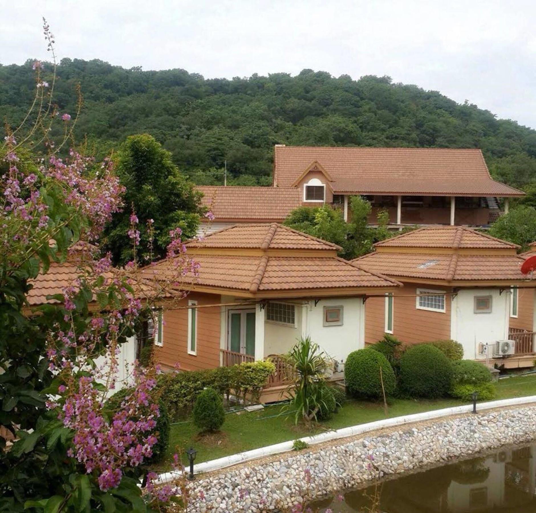 Baandara Hotel