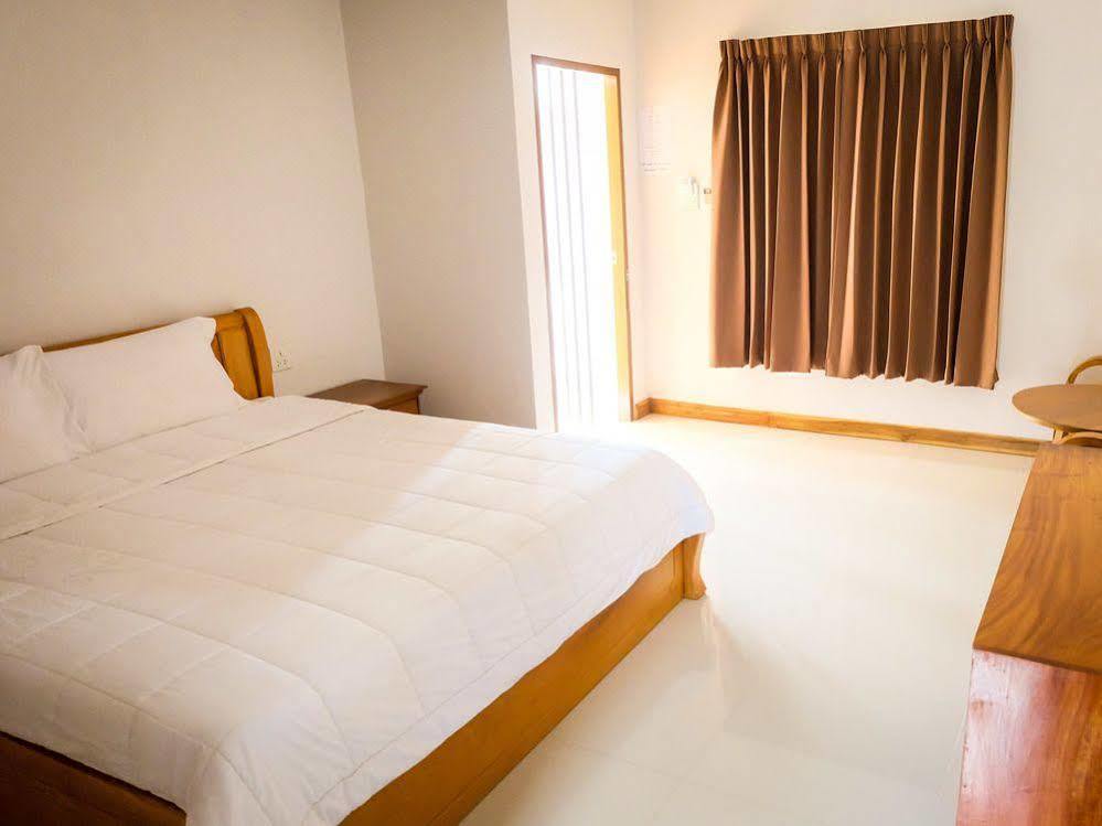 Resort Wangthatum Si Maha Phot