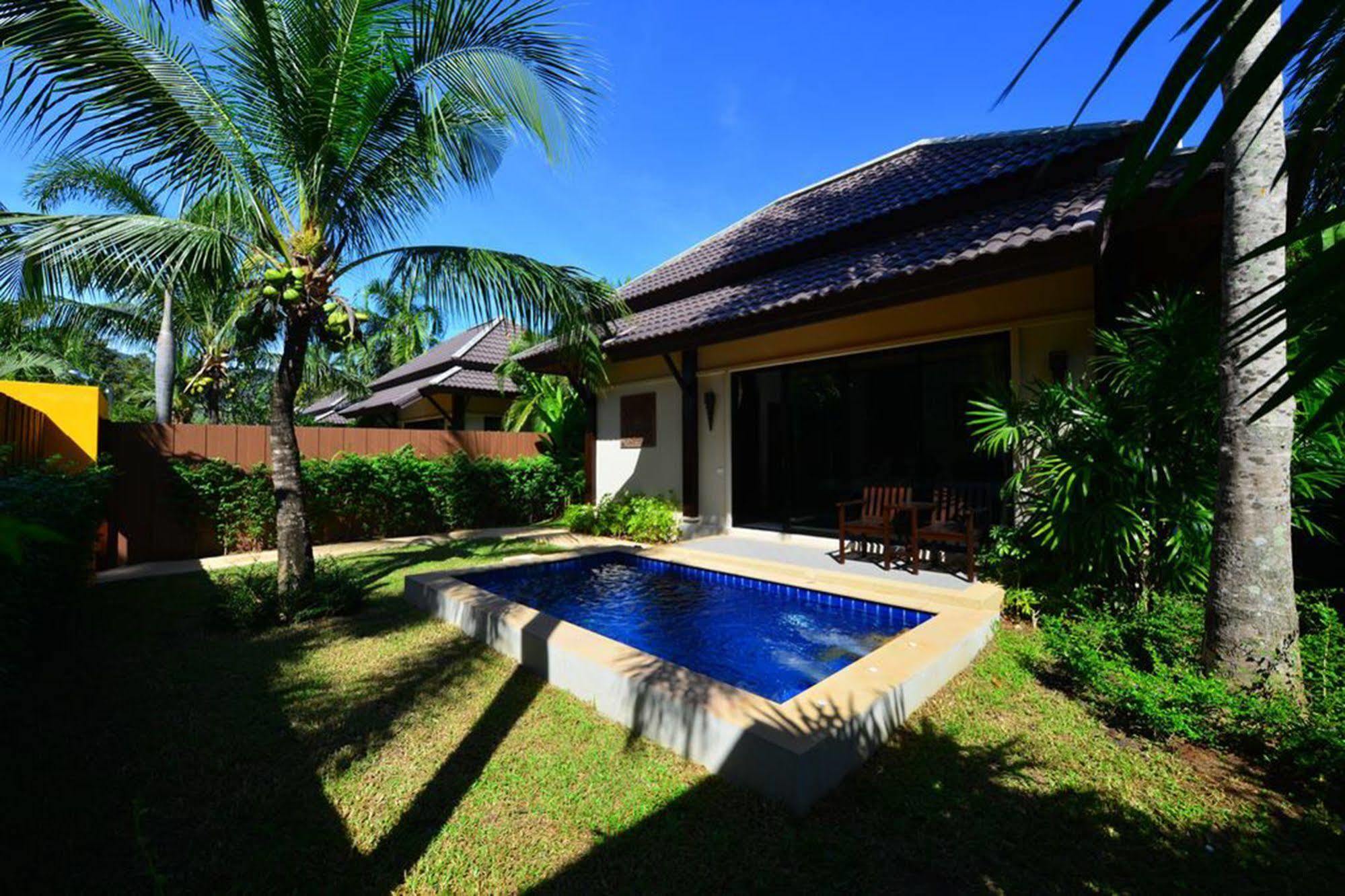 Naiharn Garden Villa *