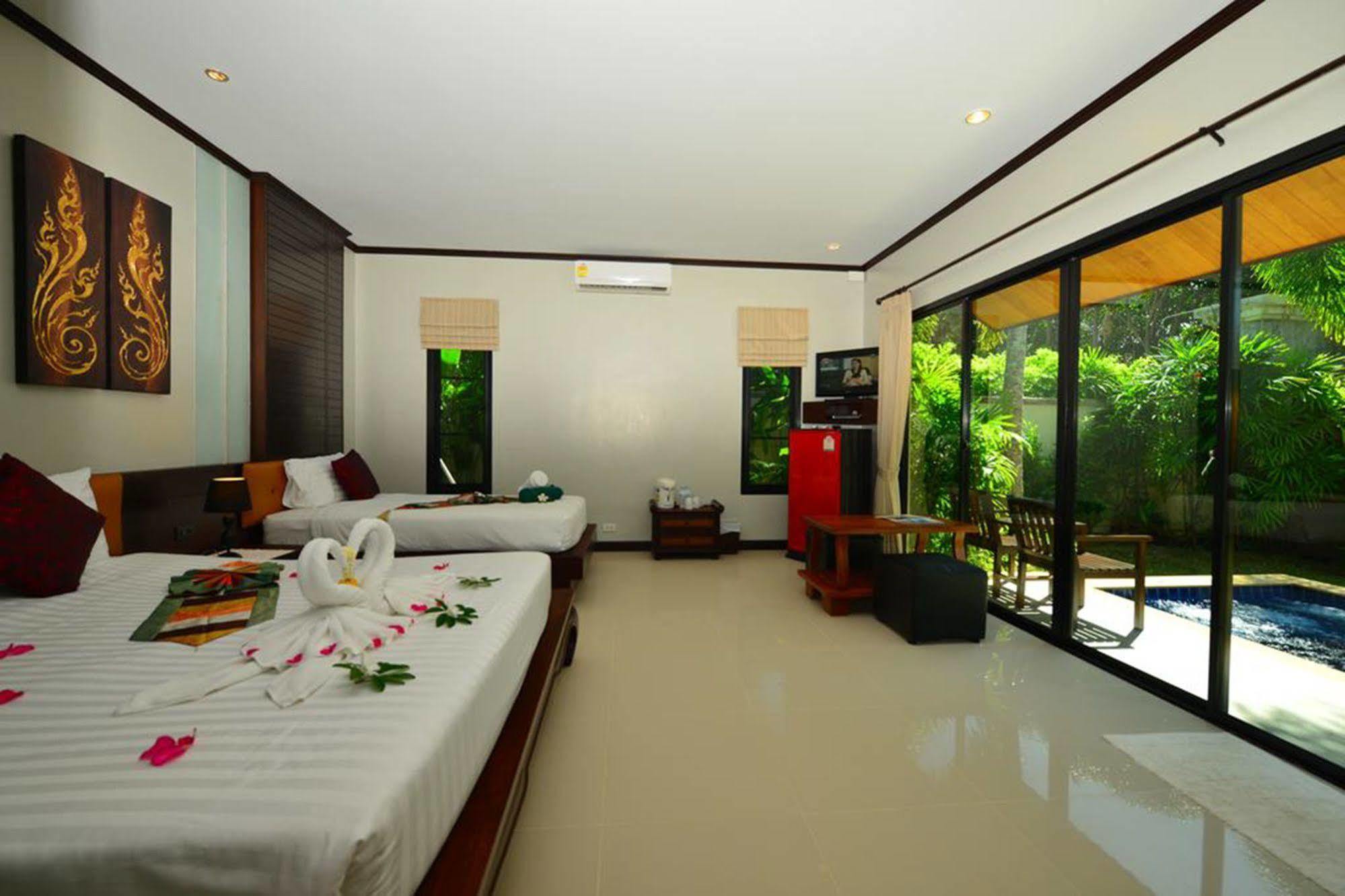 Naiharn Garden