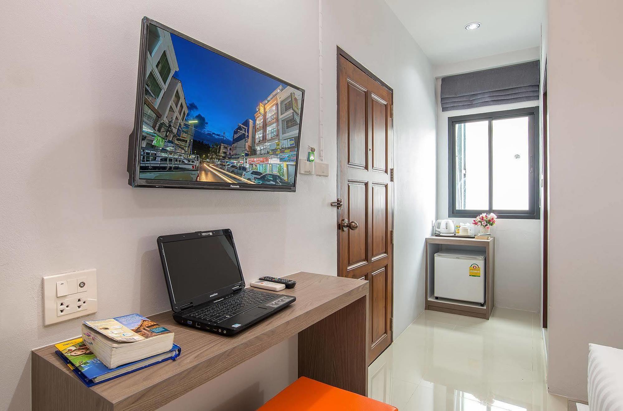 Lada Express Hotel 2*