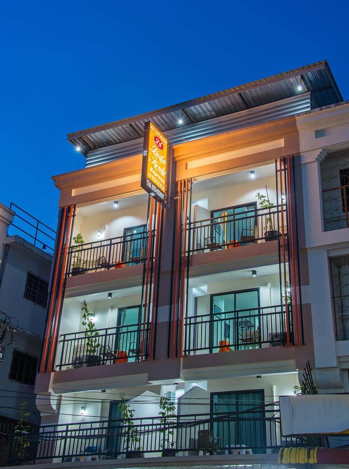 Hotel Lada Express