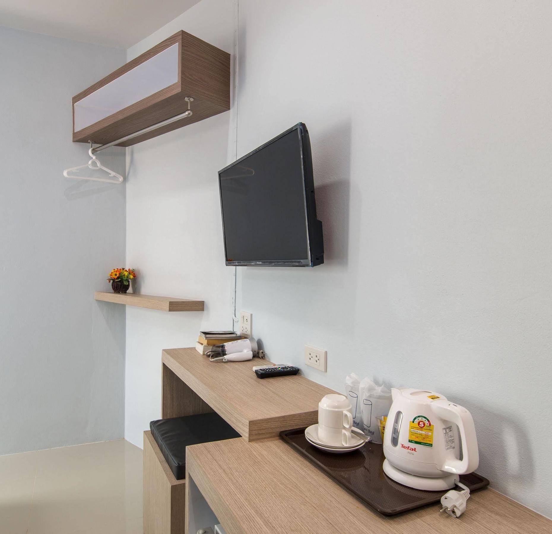 Hotel Lada Express
