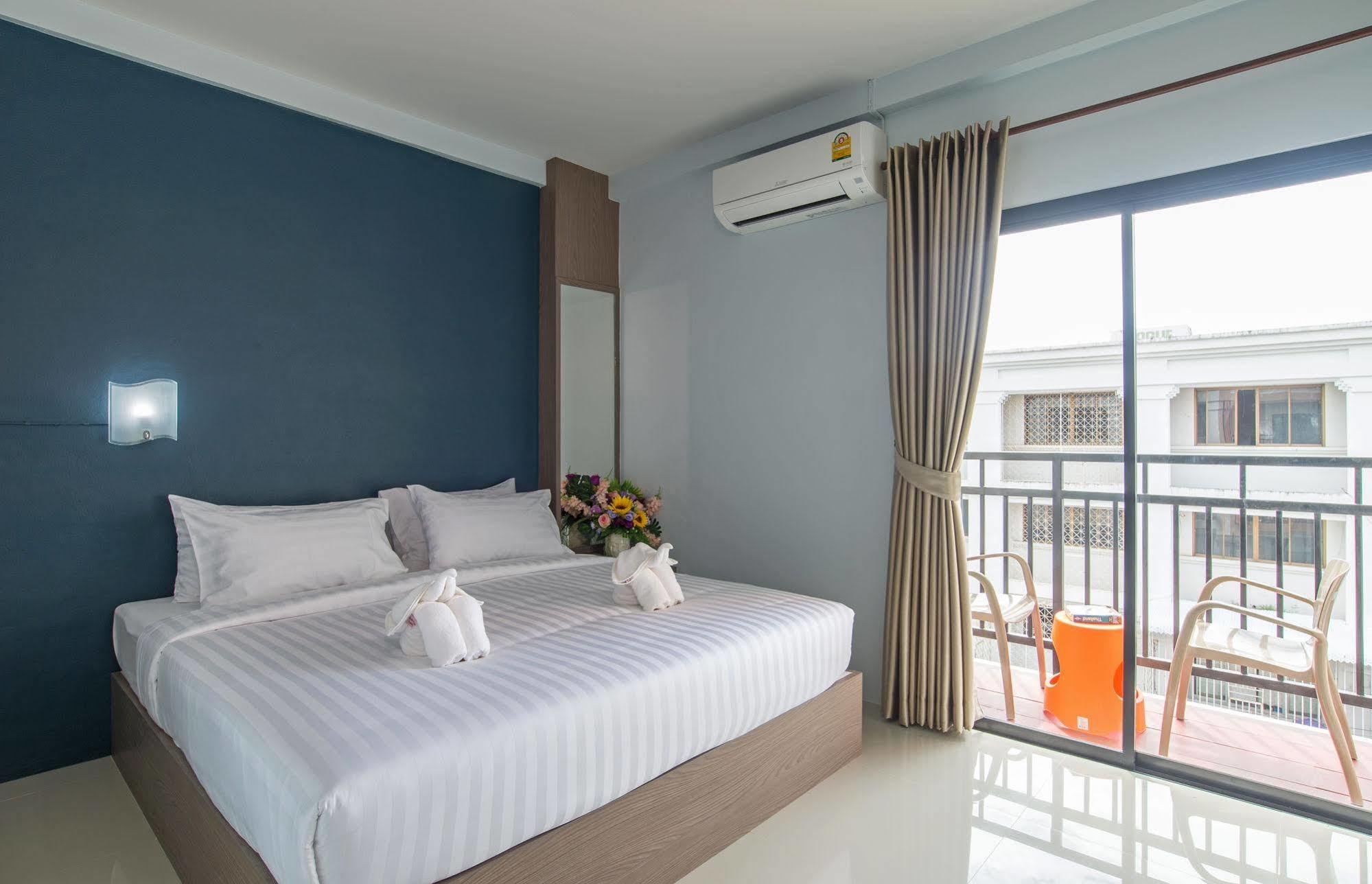 Lada Express Hotel