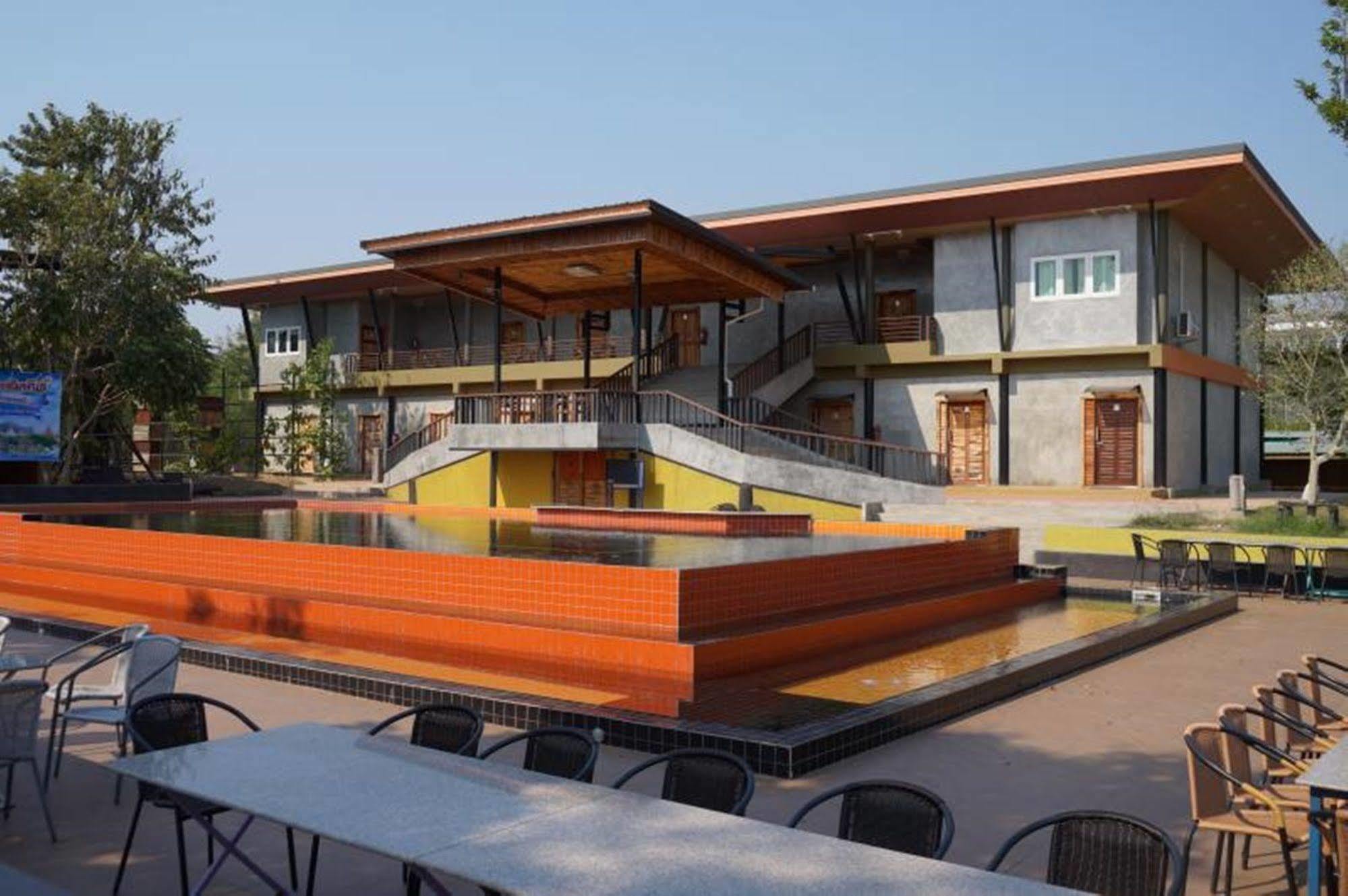 The Riverpool And Resort