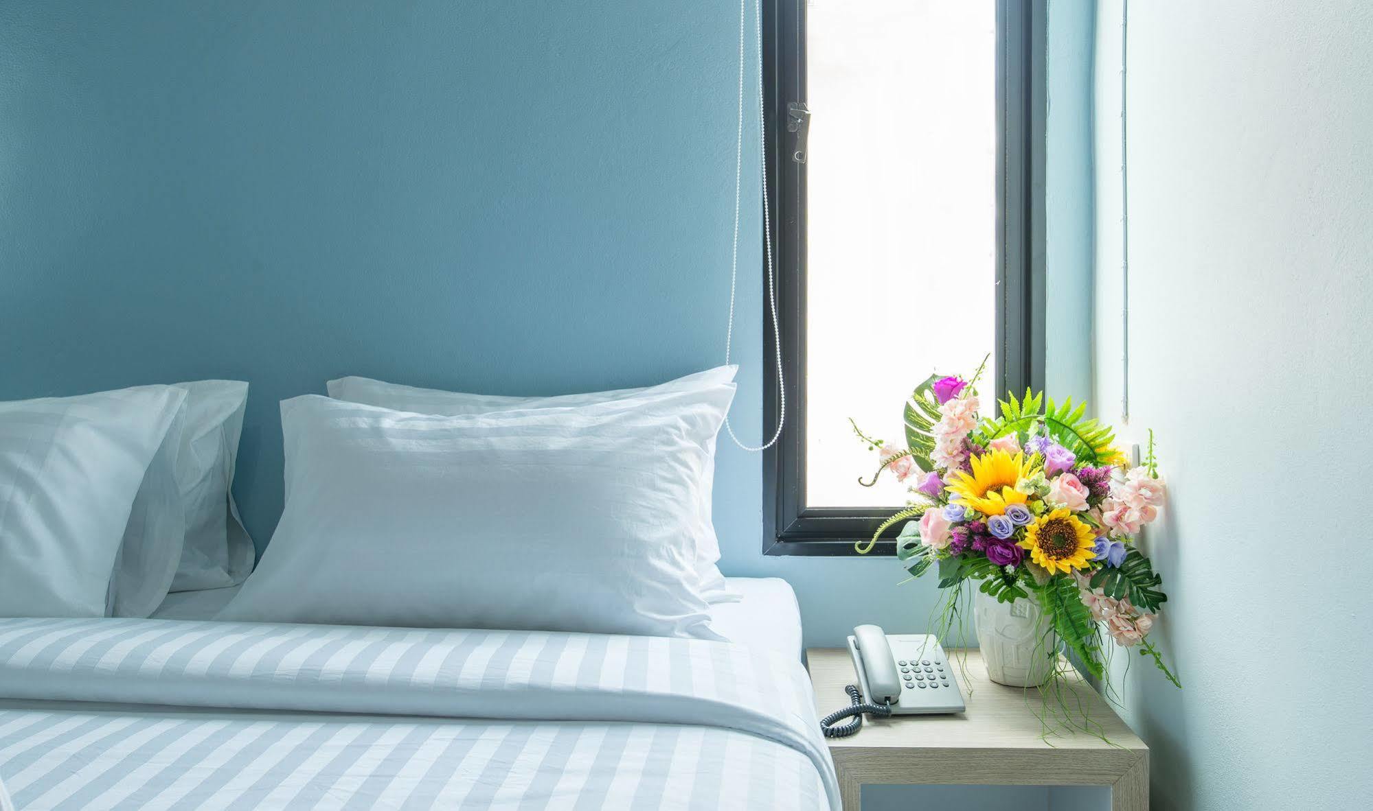 Hotel Lada Express 2*