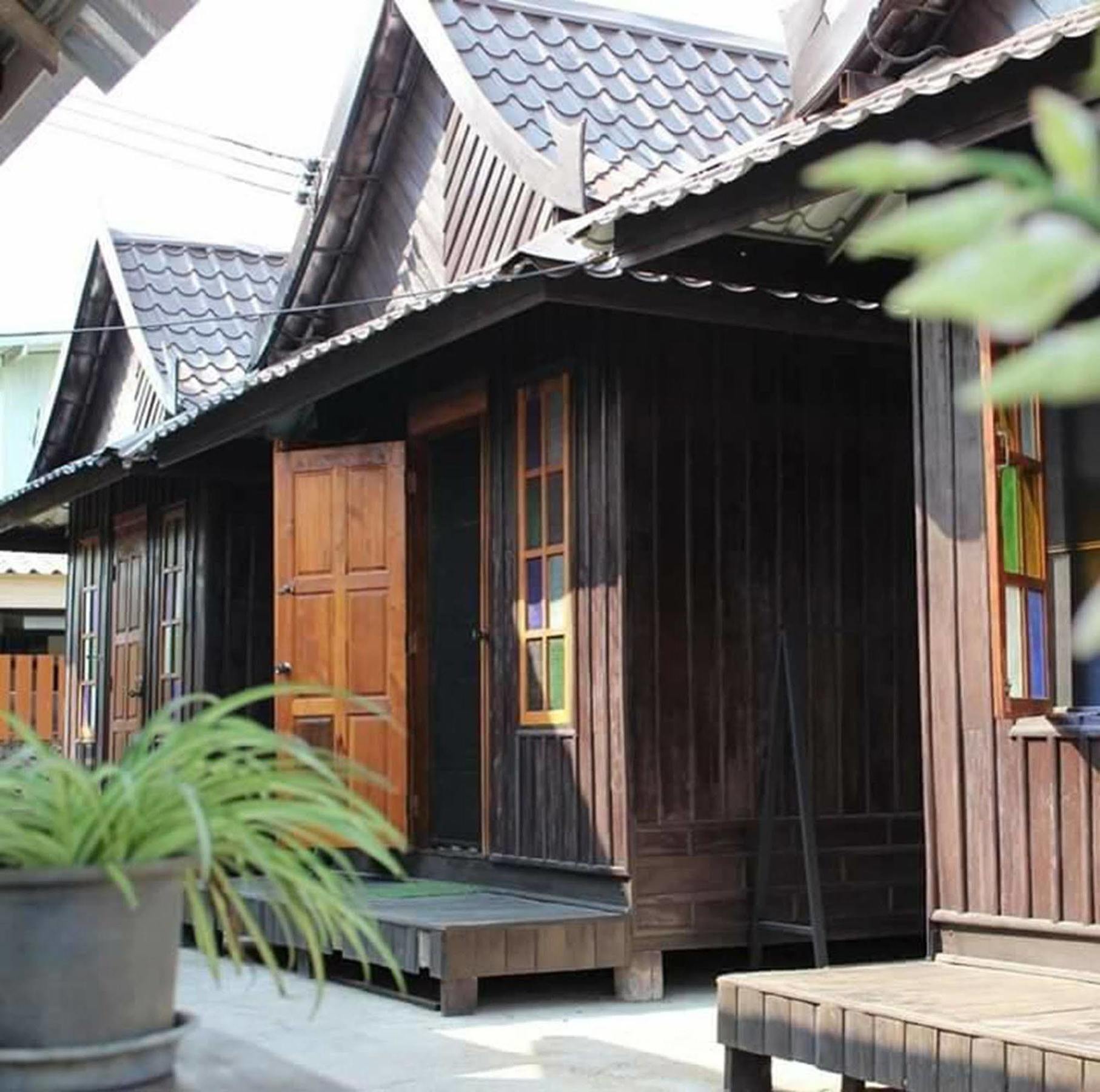 Ktt And Motorbike & Bicycle For Rents 2*