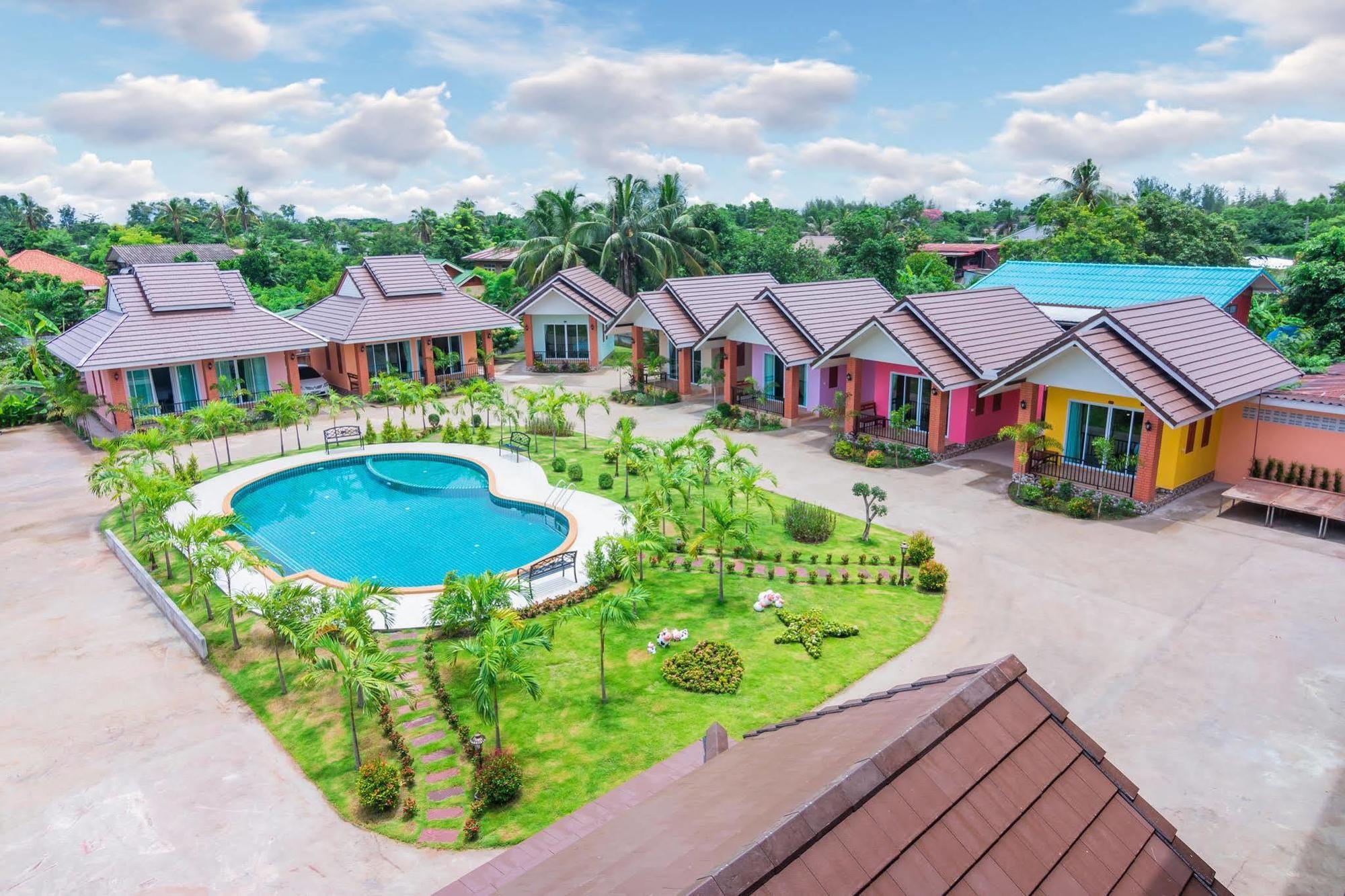 Hotel Samrong Garden Udon Thani