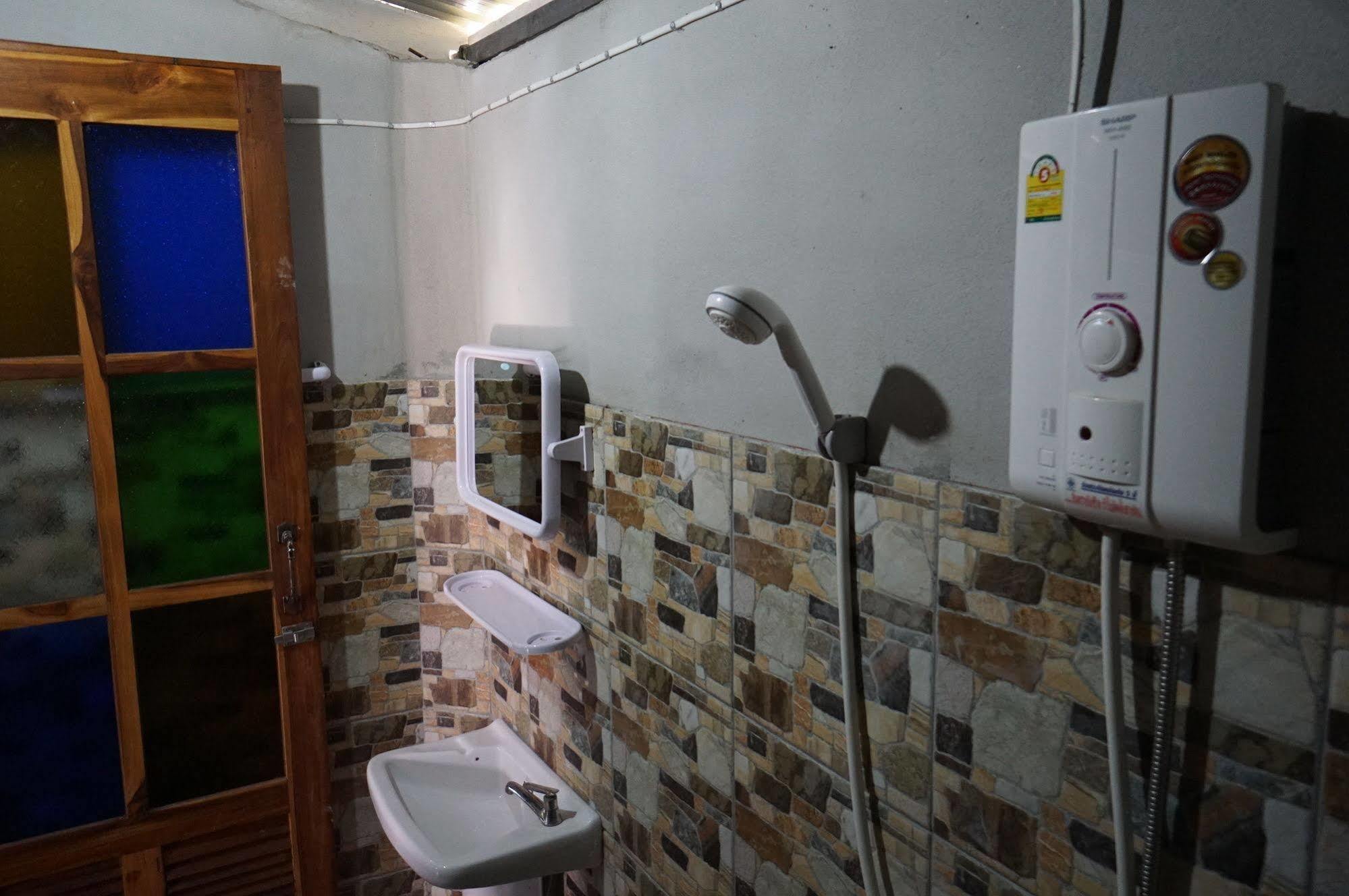 Guest house Ktt And Motorbike & Bicycle For Rents Sukhothai