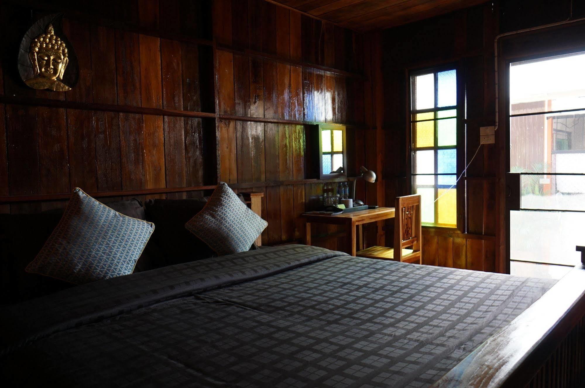 Guest house Ktt And Motorbike & Bicycle For Rents