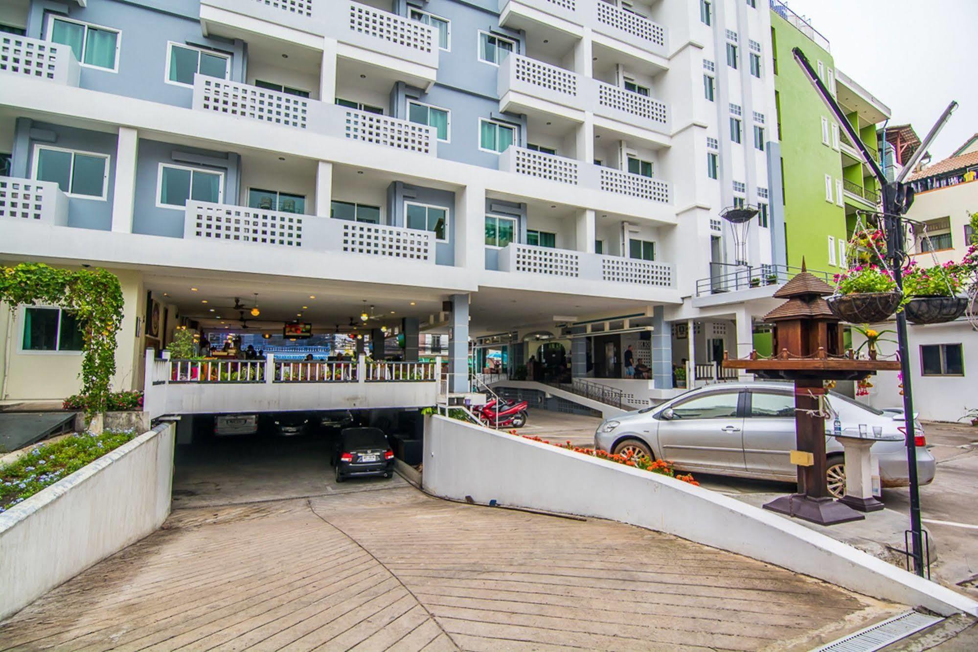 Sutus Court 1 Hotel Pattaya