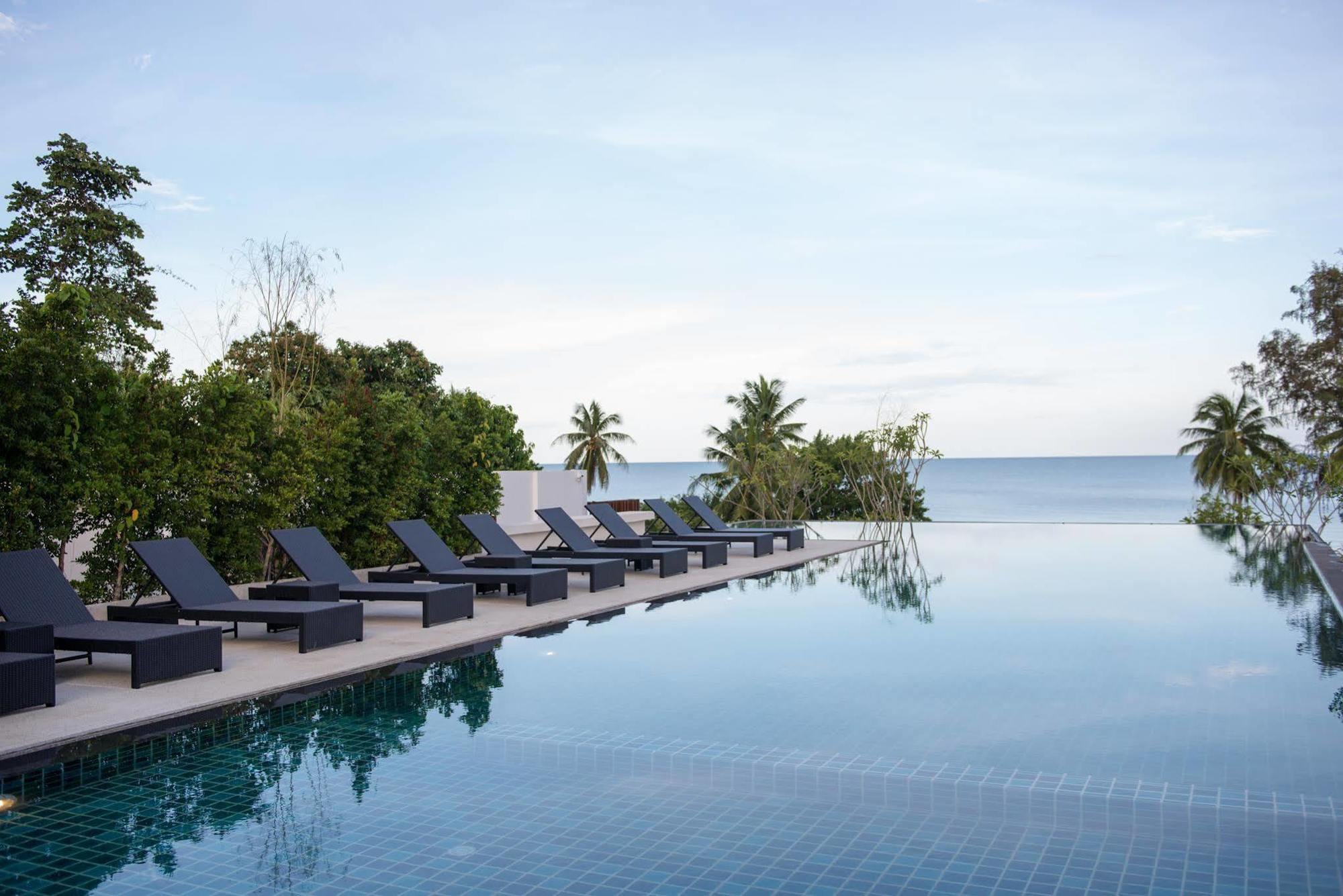 Resort Seanery Beach 4*