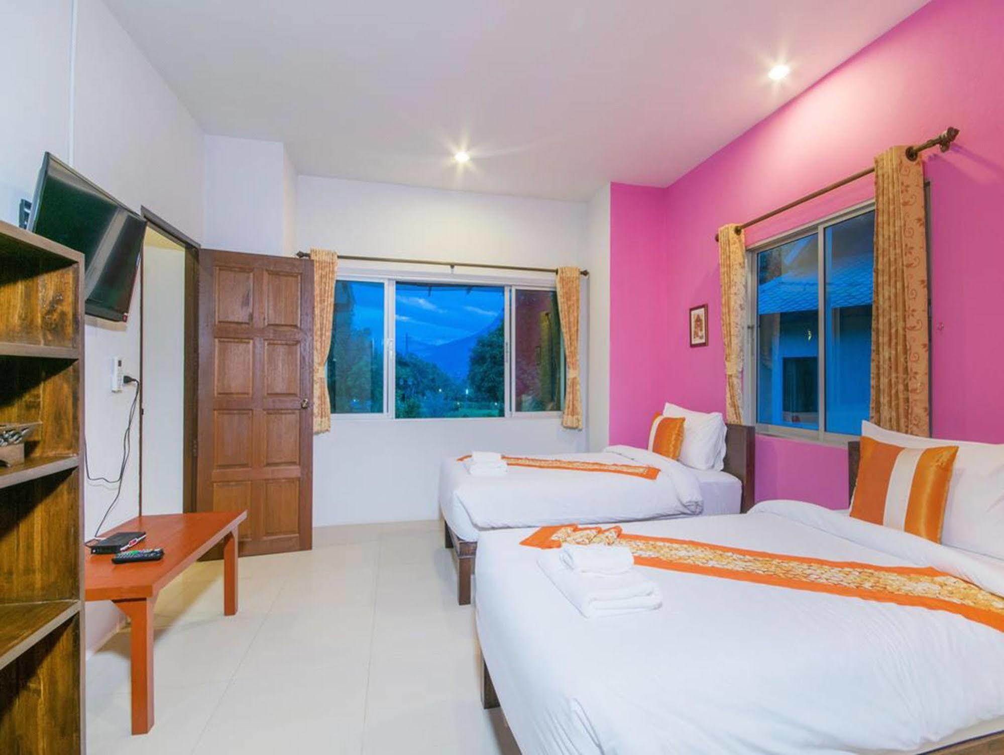 Aurora Chiangdao Resort 3*