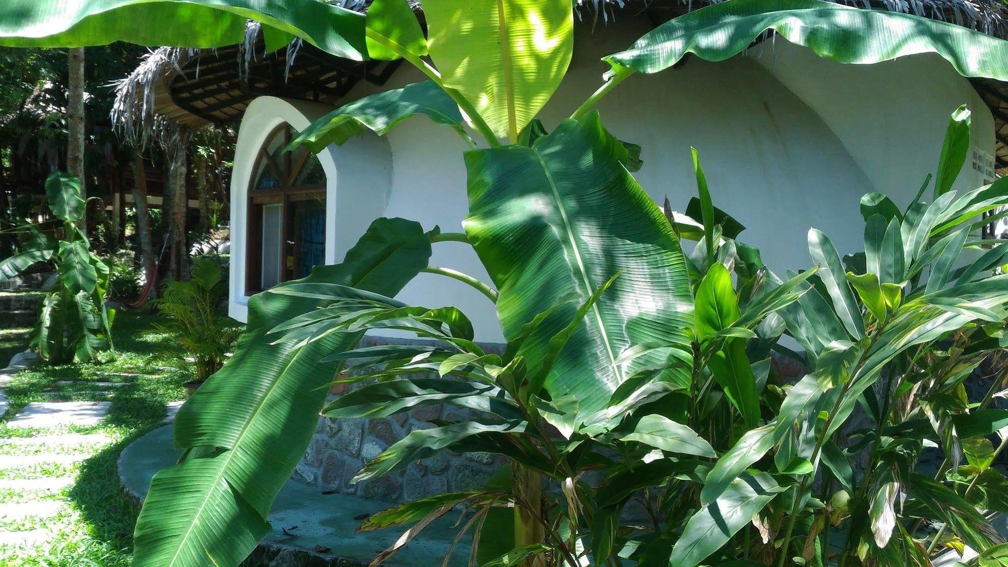 Hotel Flower Power Village 2*