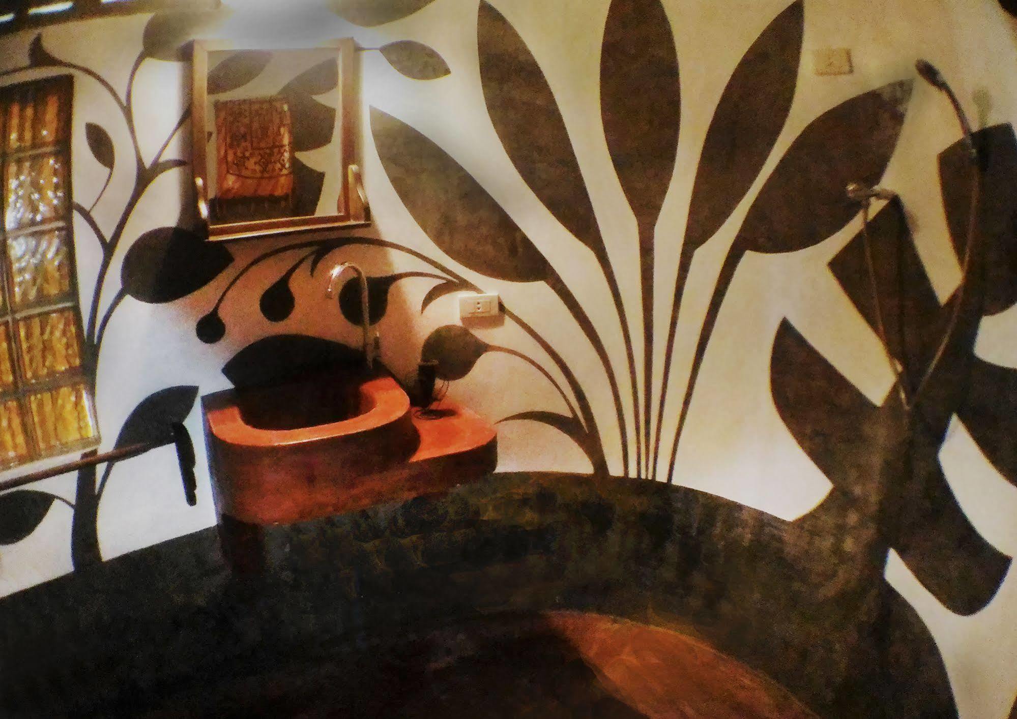 Hotel Flower Power Village 2*