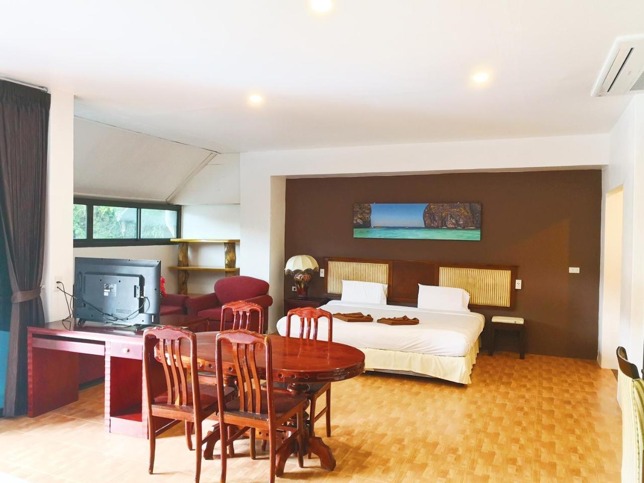7days Premium Phuket Patong