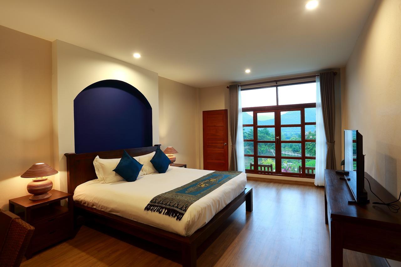 E-outfitting Resort