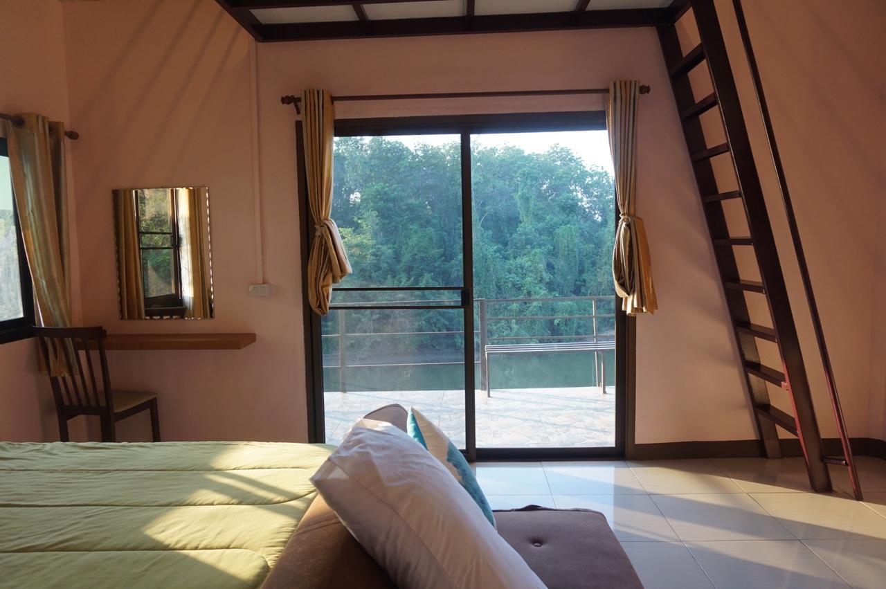 Kwainoy Riverpark Resort 3*