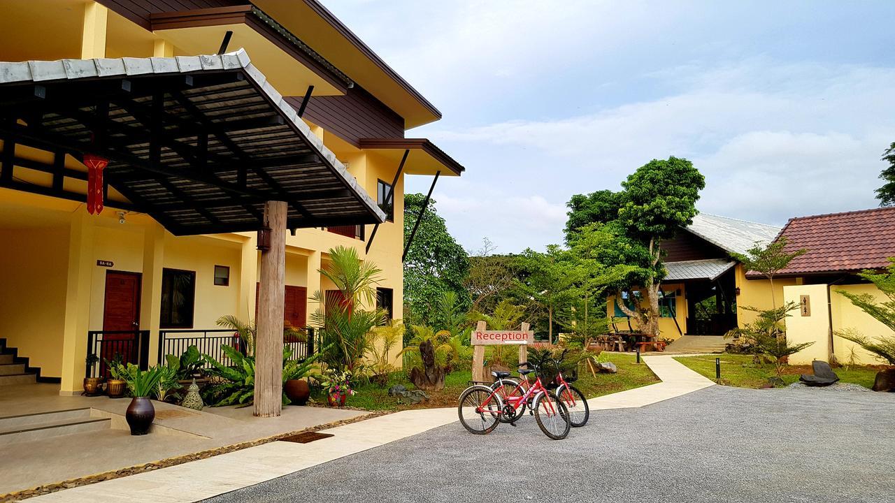 Baan Sakuna Resort 2*