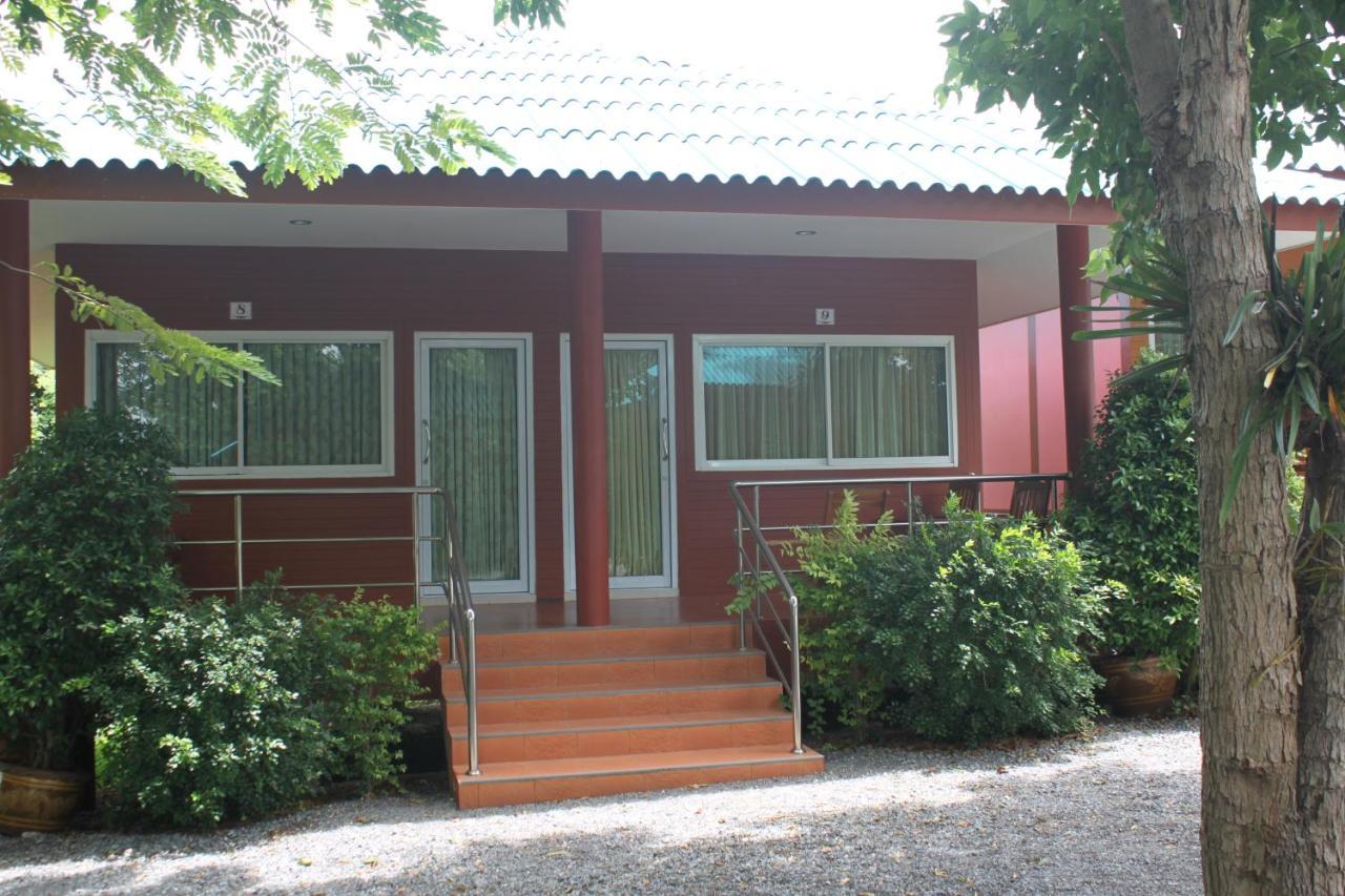 Lam-tong Guest house Don Sak