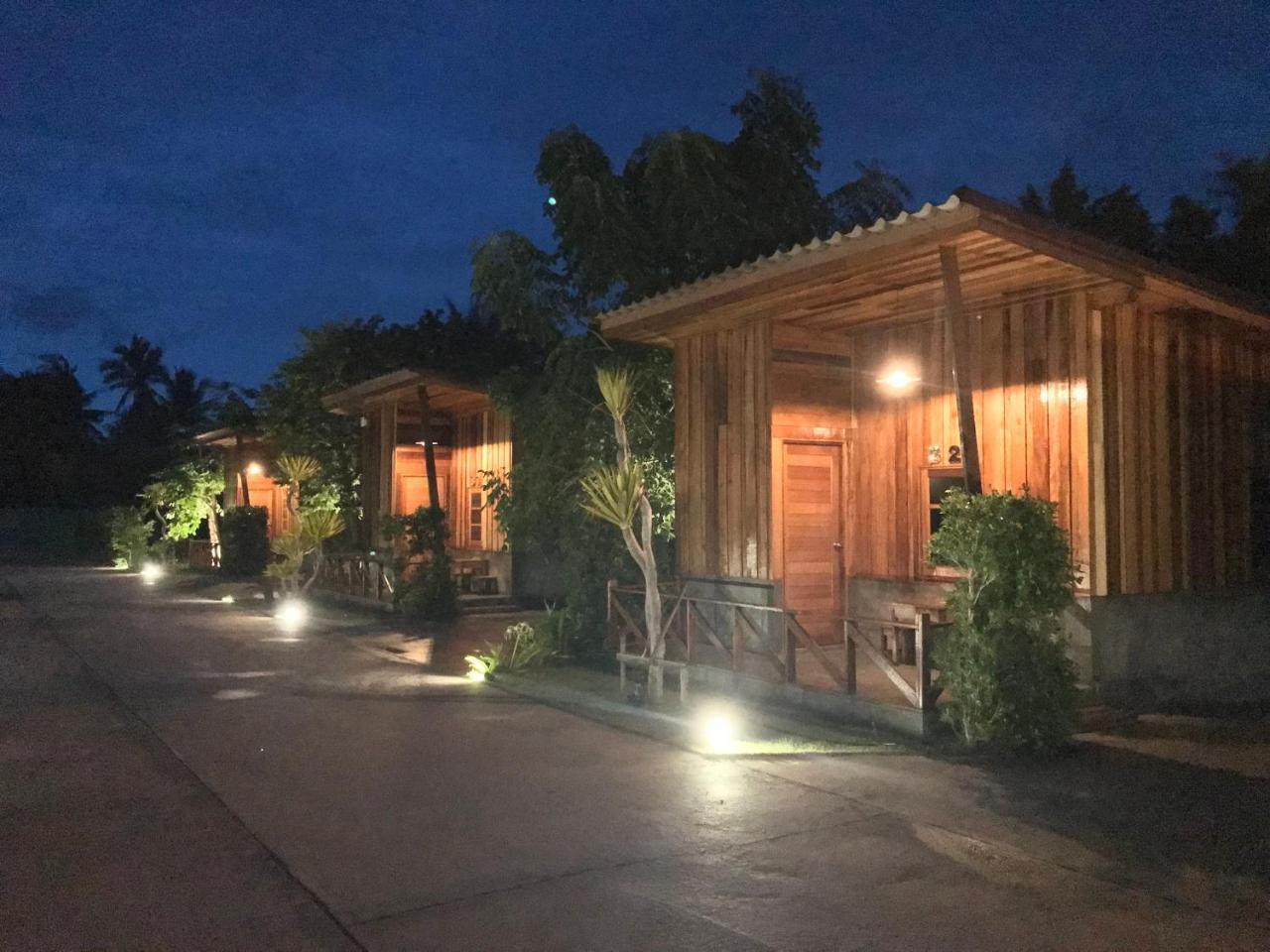 Chill Chill Resort Pran Buri