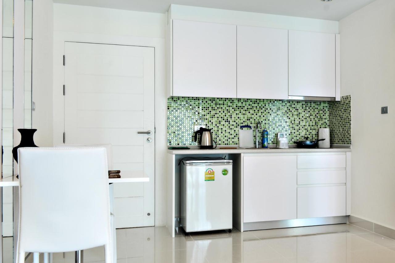Amazon Unit B1-217 Apartment *