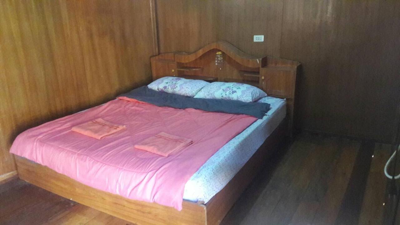 Phu Mok Dok Mai Resort 2*