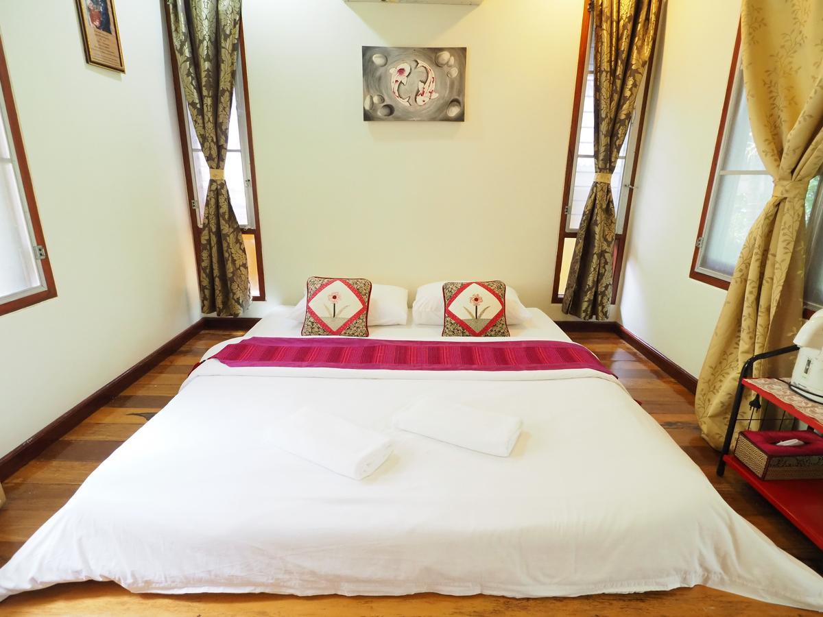 Baan Pun Sook Chao Lao Beach