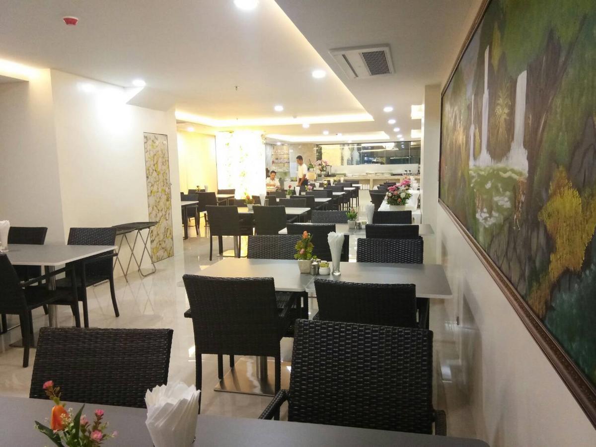 Hotel Golden Jomtien Beach