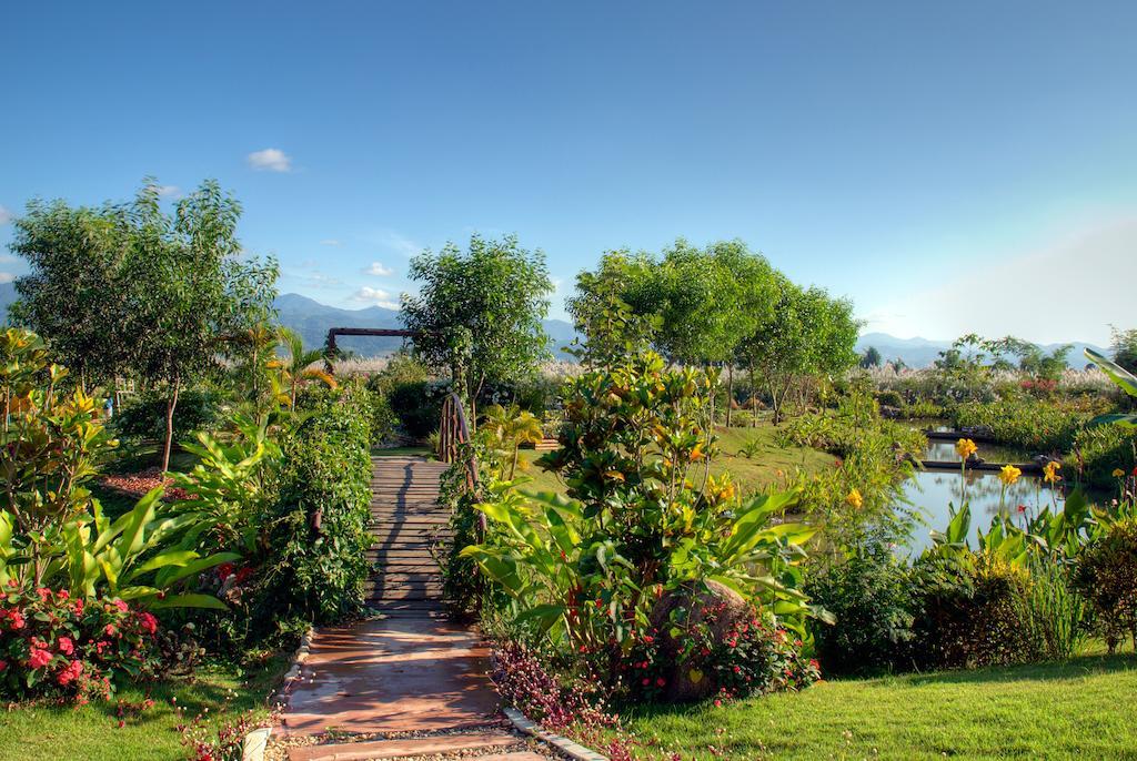 Maekok River Village Holiday park 4*