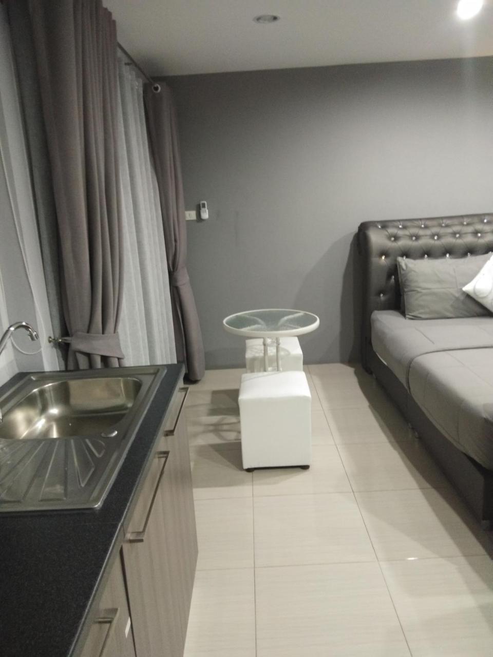 Asia's Aparthotel 3*