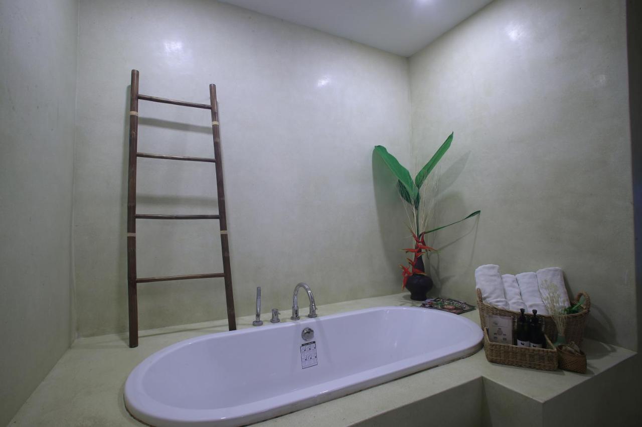 Azalea Village Resort 3*