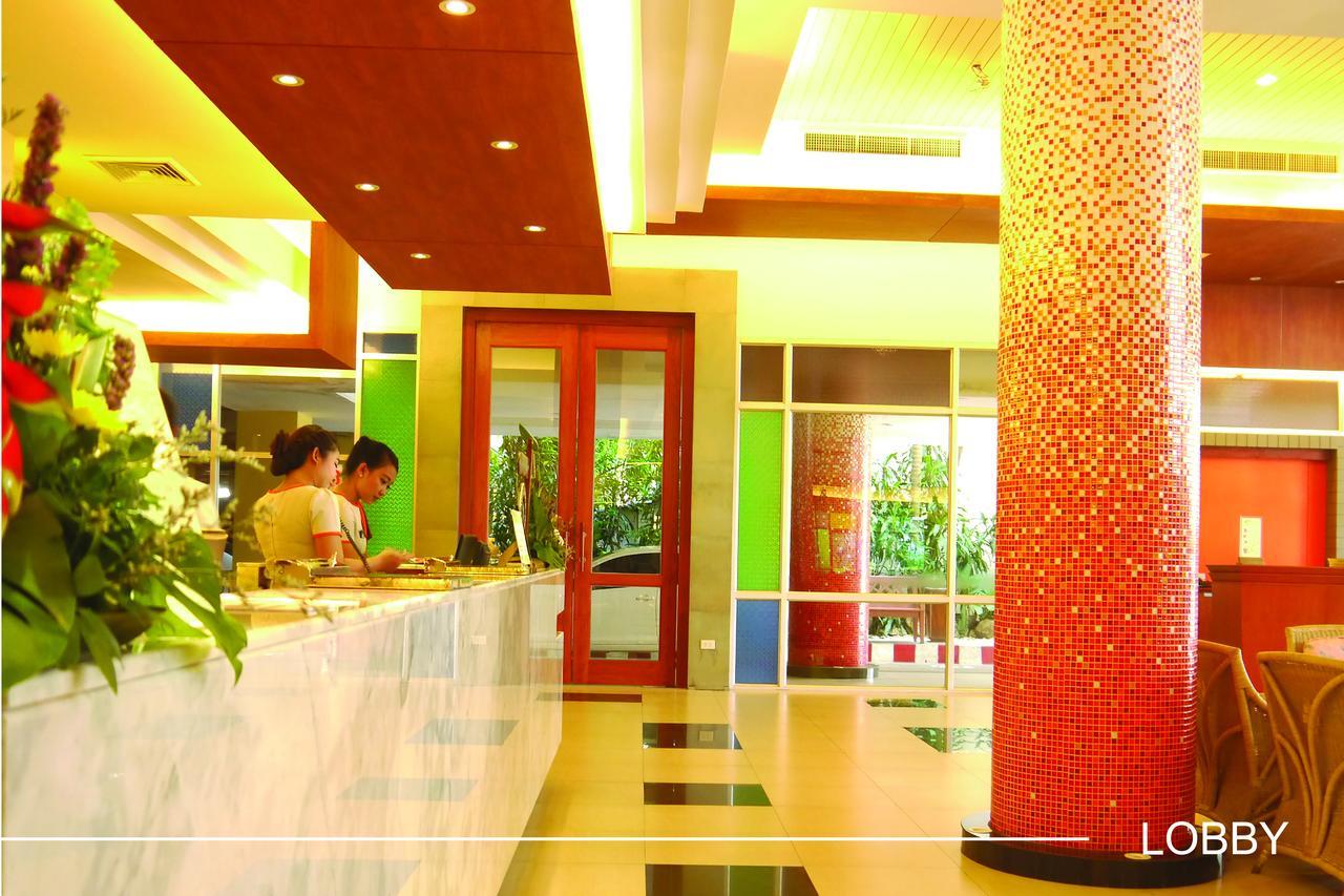 Long Hotel
